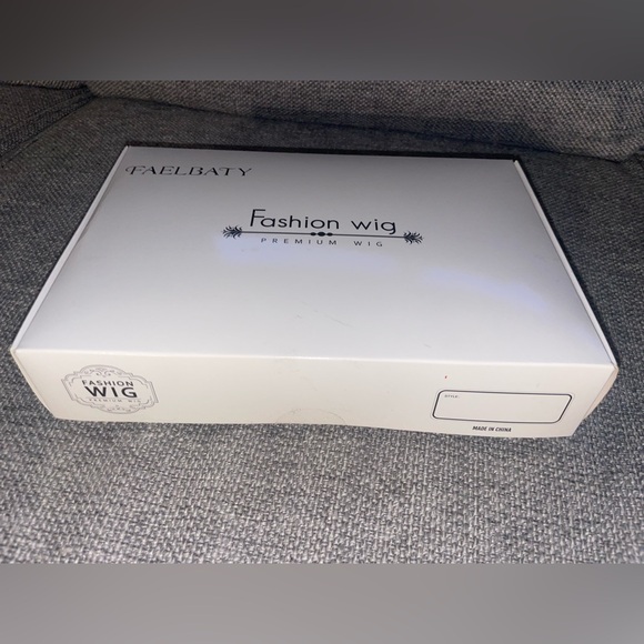 NWT VCKOVCKO Pastel Purple Pink 12 inches Wavy Synthetic Wig - Picture 2 of 2